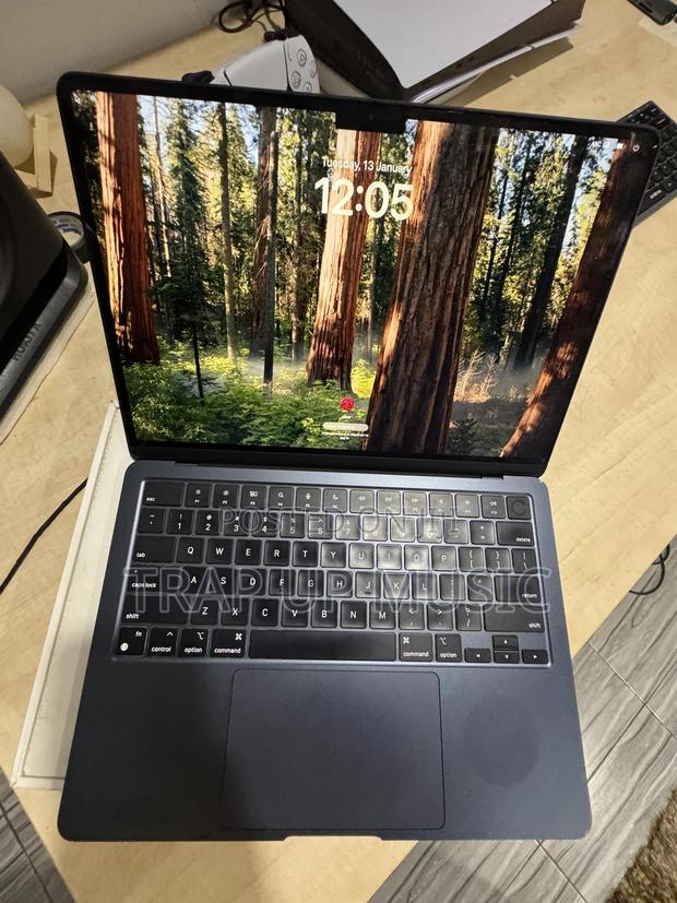 Laptop Apple MacBook Air 8GB Intel Core M2 HDD+SSD 256GB photo 2