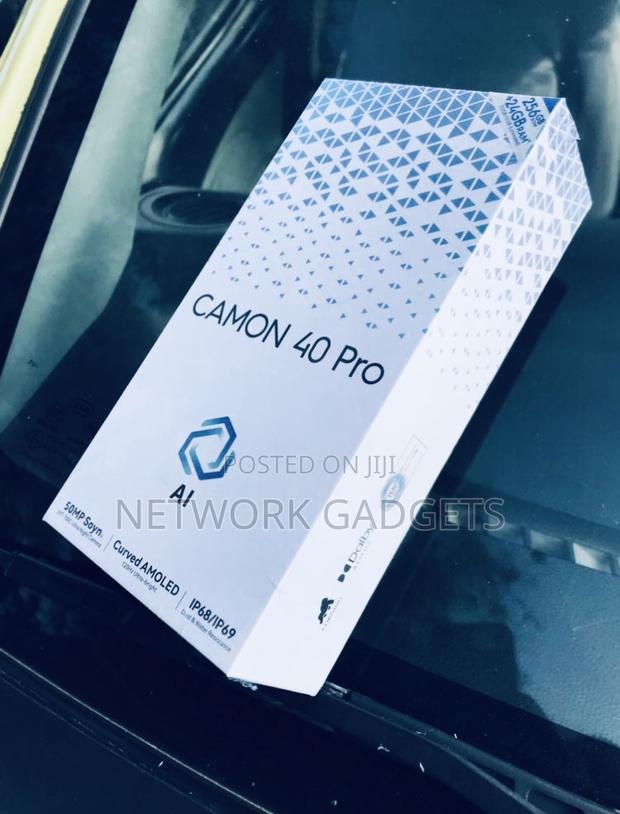 New Tecno Camon 40 Pro 256 GB Green photo 2