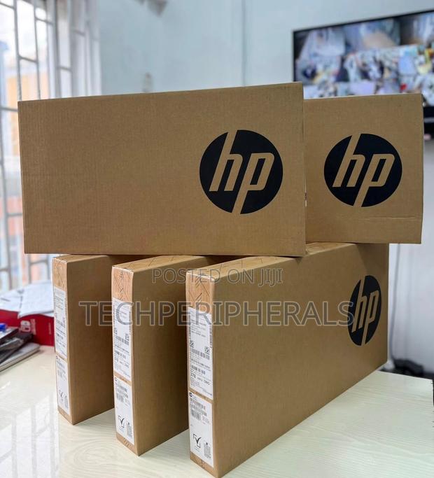 New Laptop HP Pavilion 15 16GB Intel Core Ultra 7 SSD 512GB