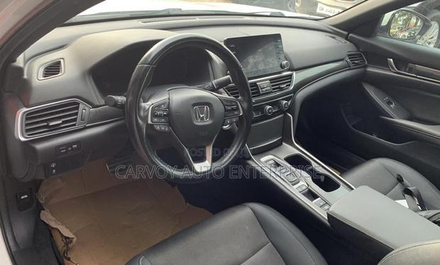 Honda Accord Sport 2.0T 2020 White