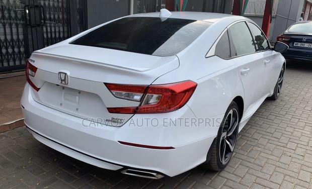 Honda Accord Sport 2.0T 2020 White