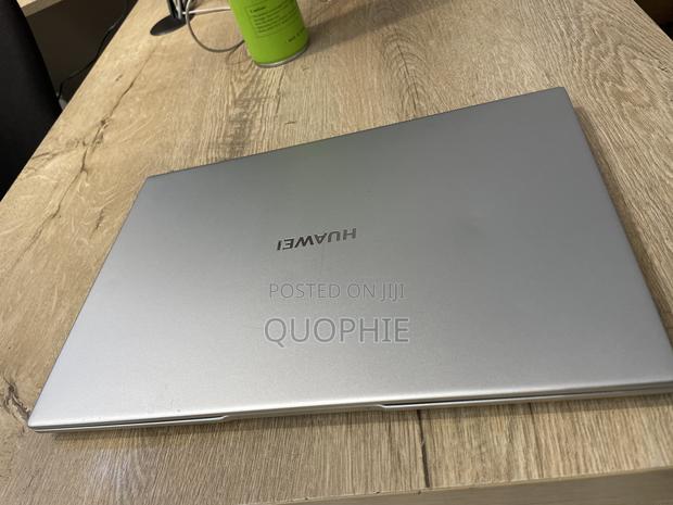 Laptop Huawei MateBook 13 WRT-W19E 8GB AMD Ryzen 5 SSD 512GB