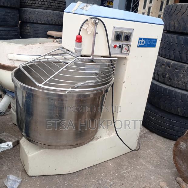 Used 800 L Commercial Dough Mixer From Italy