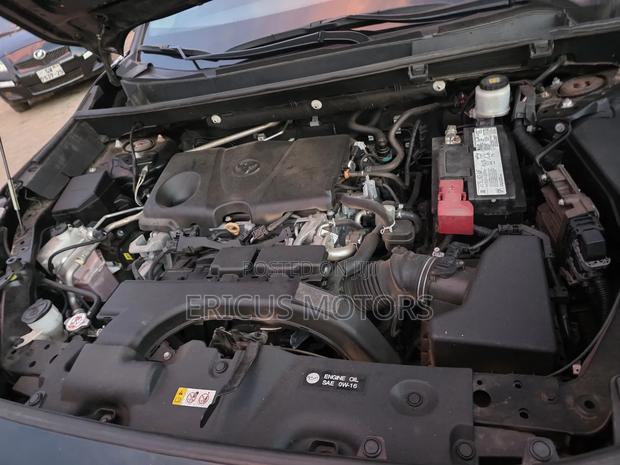 Toyota RAV4 LE AWD 2020 Black