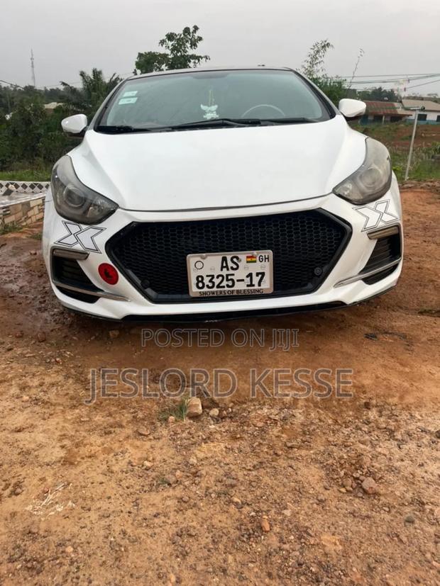 Hyundai Elantra 2013 White