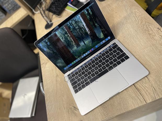 Laptop Apple MacBook Pro 2019 8GB Intel Core I5 SSD 128GB