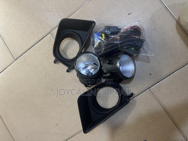 Toyota Tacoma 2012 to 2015 Fog Light and Cover With Bulb and Cable photo 2