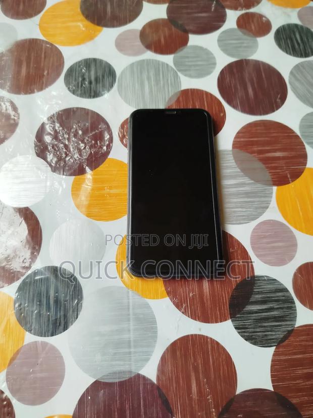 Apple iPhone 11 64 GB Black photo 4
