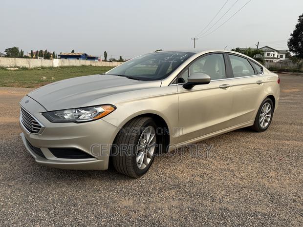 Ford Fusion SE AWD 2017 Beige