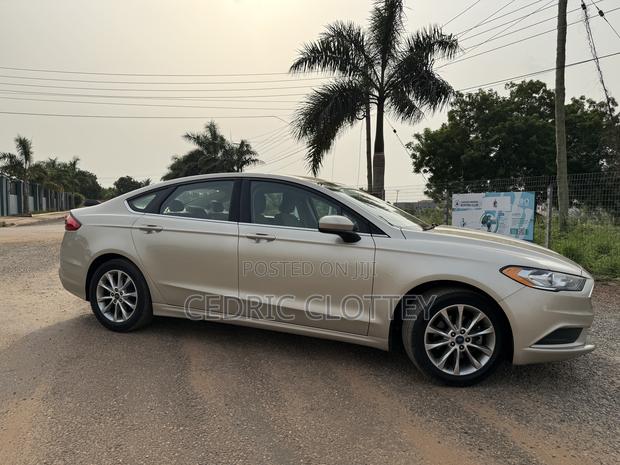 Ford Fusion SE AWD 2017 Beige