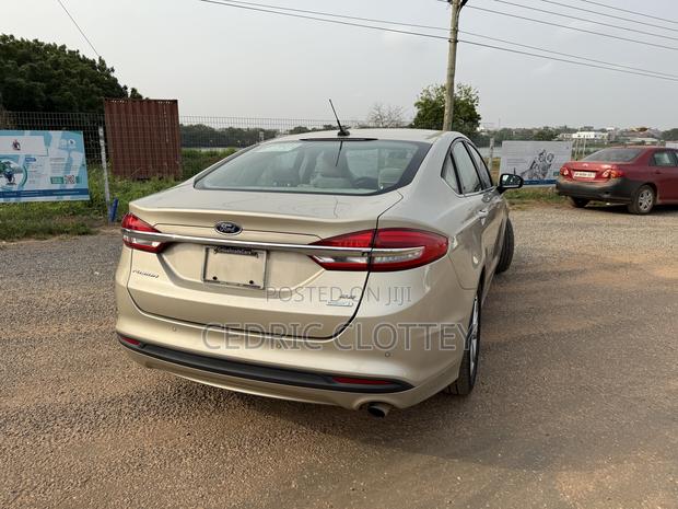 Ford Fusion SE AWD 2017 Beige