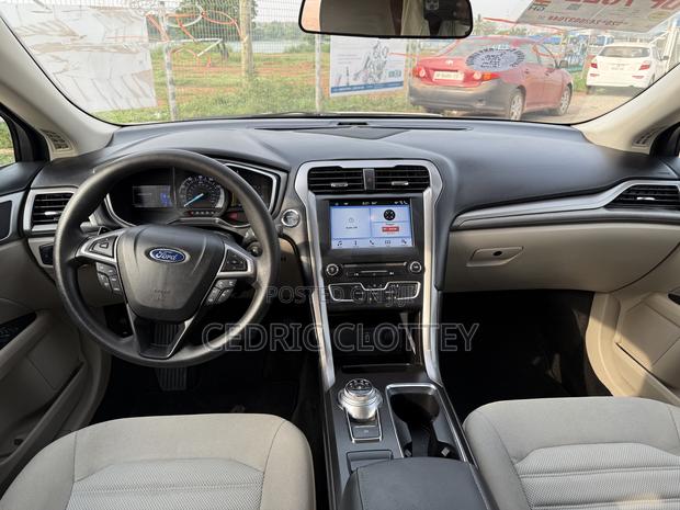 Ford Fusion SE AWD 2017 Beige