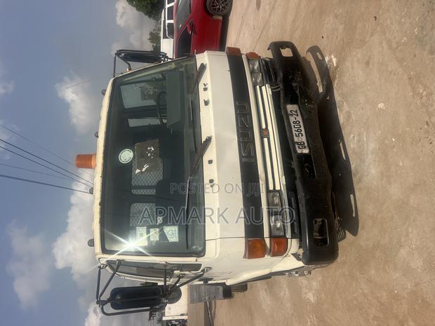 Towing Service in and Around Dansoman photo 2