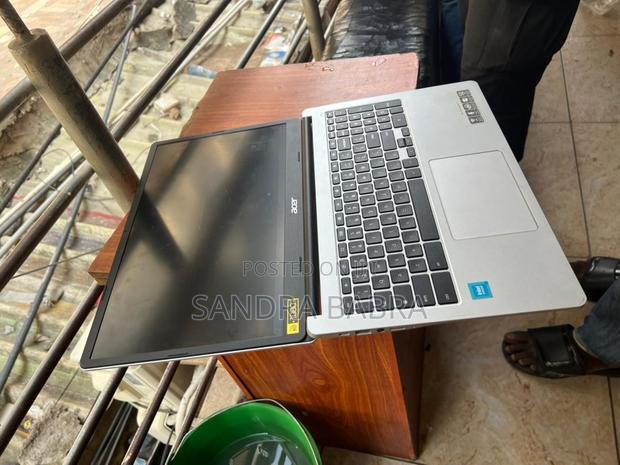 New Laptop Acer Chromebook 14 4GB Intel SSD 60GB photo 3