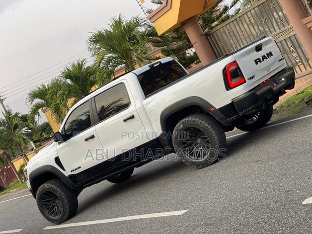 RAM 1500 TRX Crew Cab 4WD SB 2024 White photo 2