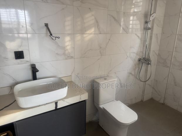 2bdrm Apartment in UPSA Area for rent photo 3