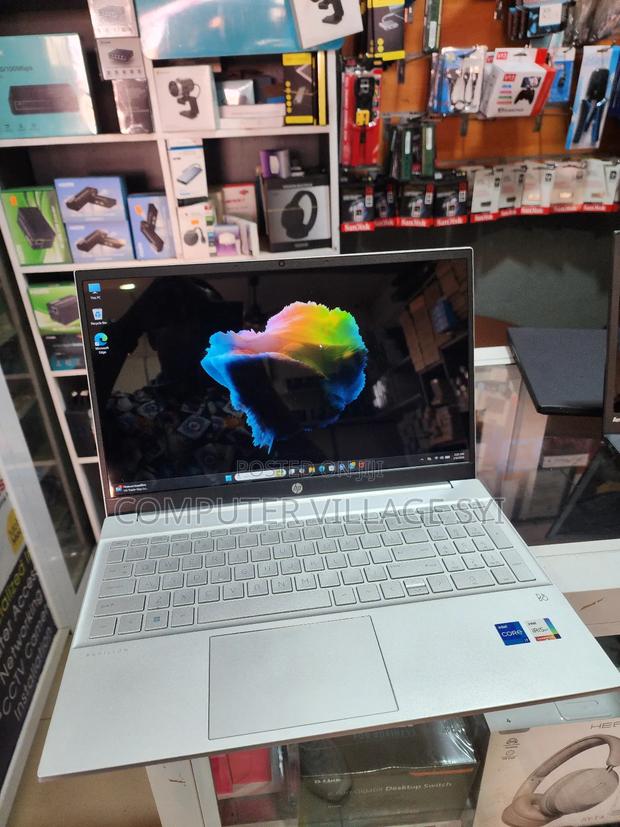 Laptop HP Pavilion 15 12GB Intel Core I7 SSD 512GB photo 5