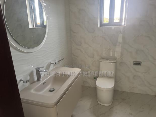 5bdrm House in East Legon for rent photo 16