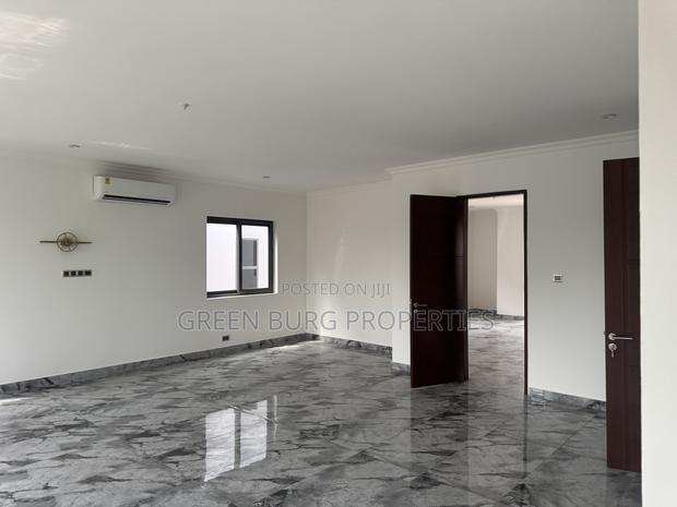 5bdrm House in East Legon for rent photo 13