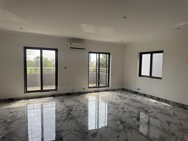 5bdrm House in East Legon for rent photo 15
