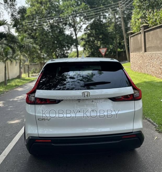 Honda CR-V 2023 White photo 4
