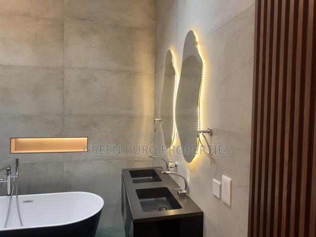 4bdrm House in East Legon for sale photo 12