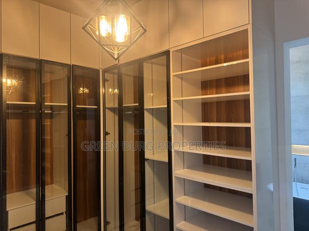 4bdrm House in East Legon for sale photo 8