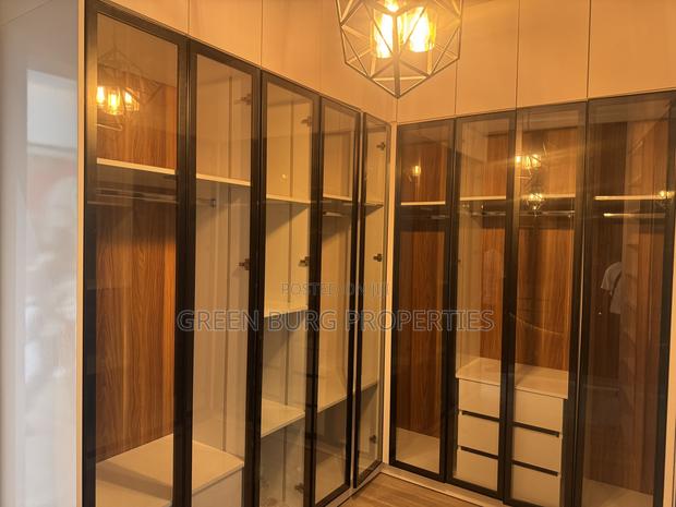 4bdrm House in East Legon for sale photo 9