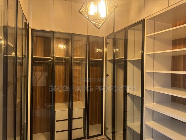 4bdrm House in East Legon for sale photo 14