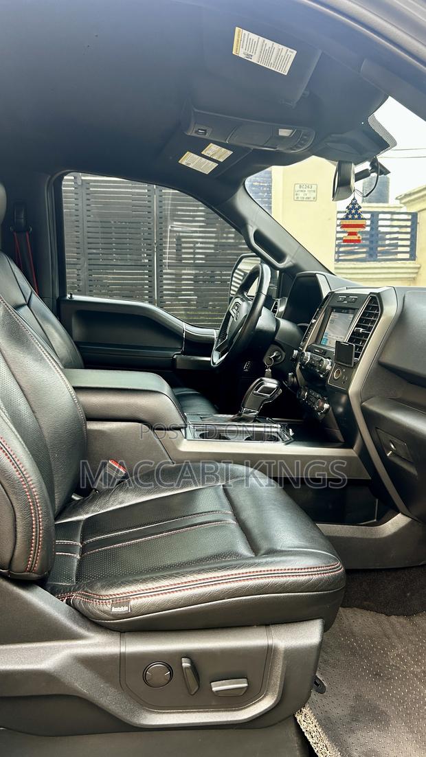 Ford F-150 2020 Blue photo 9