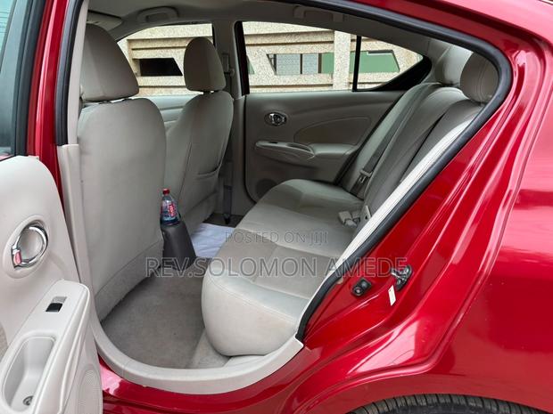 Nissan Versa 1.6 S 4dr Sedan (1.6L 4cyl 4A) 2015 Red photo 8