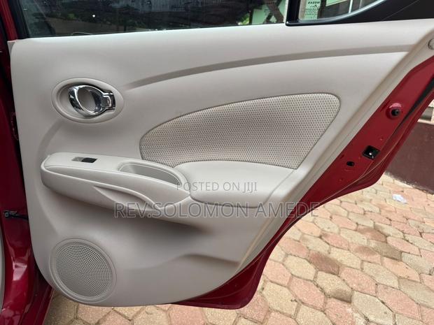 Nissan Versa 1.6 S 4dr Sedan (1.6L 4cyl 4A) 2015 Red photo 14