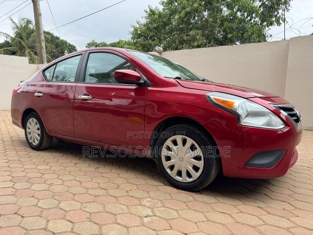 Nissan Versa 1.6 S 4dr Sedan (1.6L 4cyl 4A) 2015 Red photo 6