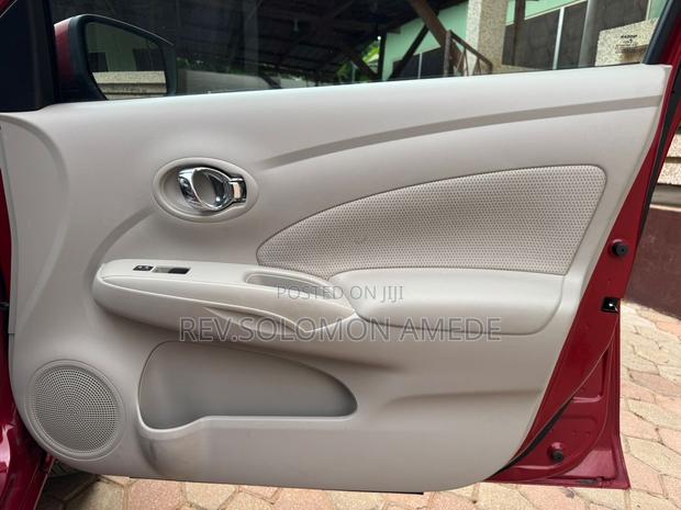 Nissan Versa 1.6 S 4dr Sedan (1.6L 4cyl 4A) 2015 Red photo 15