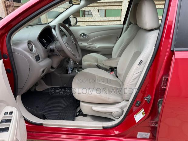 Nissan Versa 1.6 S 4dr Sedan (1.6L 4cyl 4A) 2015 Red photo 10