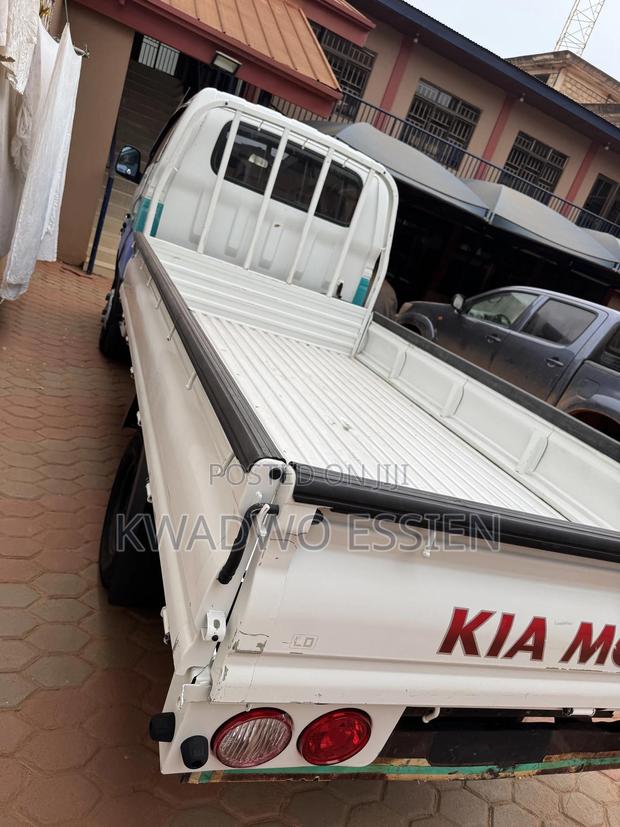 2012 Kia Bongo Truck photo 4