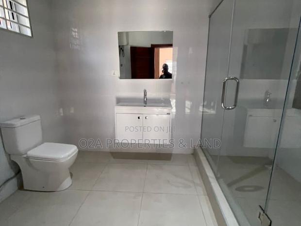 3bdrm House in East Airport for rent photo 9