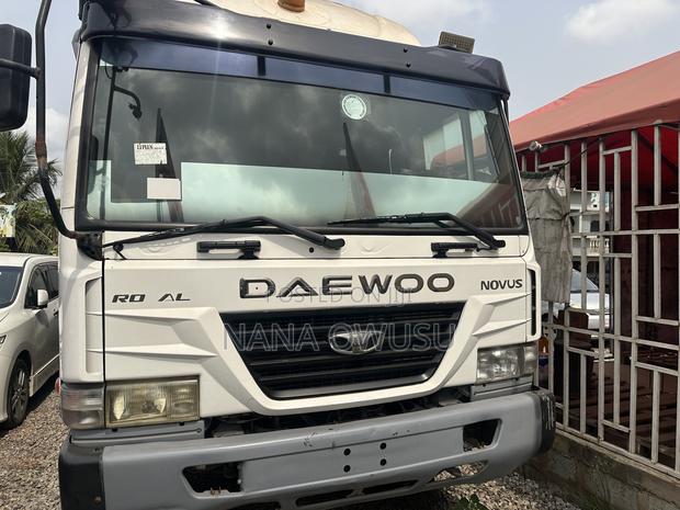 Daewoo Novus photo 3