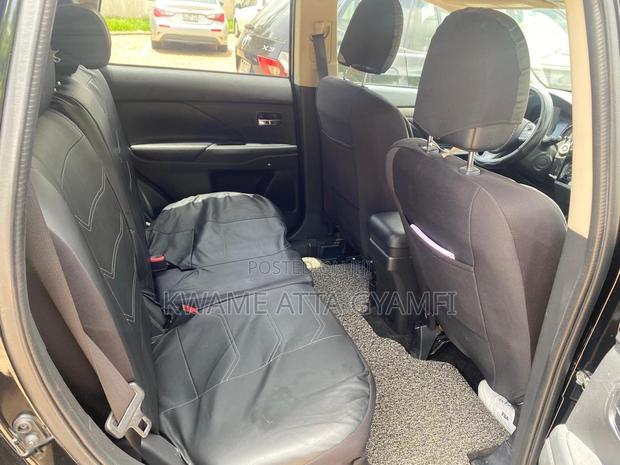 Mitsubishi Outlander ES 4dr SUV (2.4L 4cyl CVT) 2015 Black