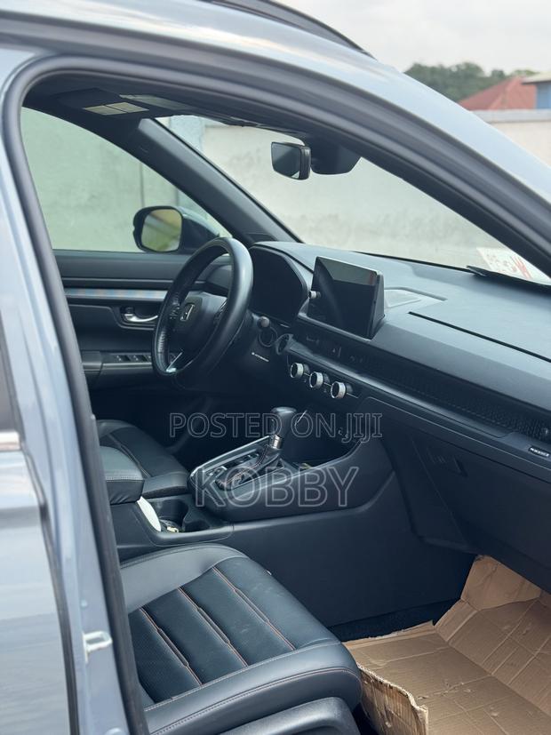 Honda CR-V 2024 Gray photo 5