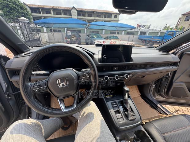 Honda CR-V 2024 Gray photo 7