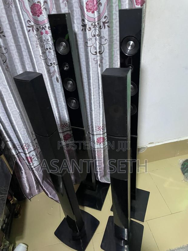 Samsung 5set Standing Surrounding Speakers Only No Derk PLS photo 3