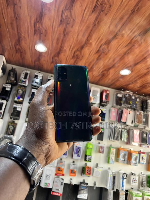 Samsung Galaxy A51 128 GB Black photo 3