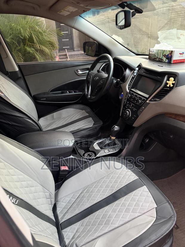 Hyundai Santa Fe 2018 Black