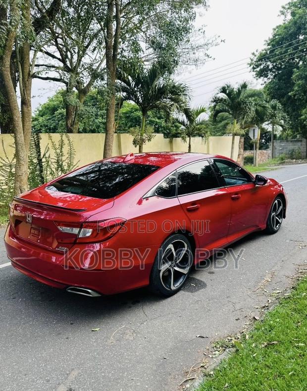 Honda Accord 2019 Red photo 6