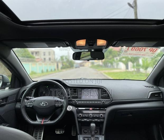 Hyundai Elantra Sport 2019 Black