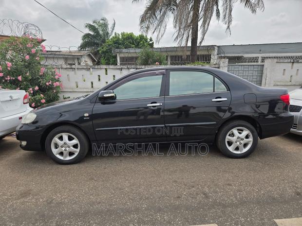 Toyota Corolla Altis 1.8 2005 Black photo 2