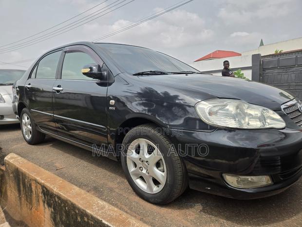 Toyota Corolla Altis 1.8 2005 Black photo 5