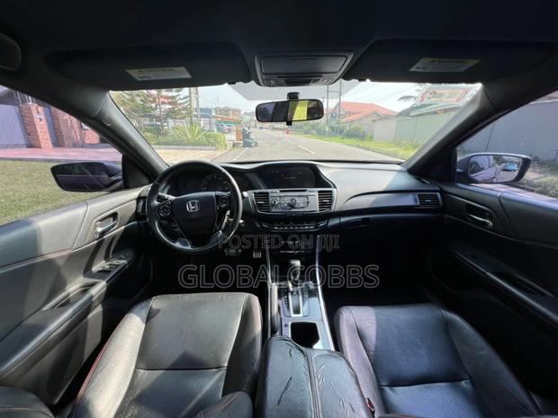 Honda Accord Sport SE 4dr Sedan FWD (2.4L 4cyl 2A) 2017 Red photo 3
