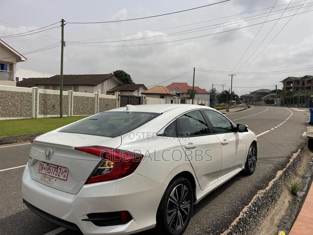 Honda Civic EX-L 4dr Sedan (1.5L 4cyl) 2017 White photo 5